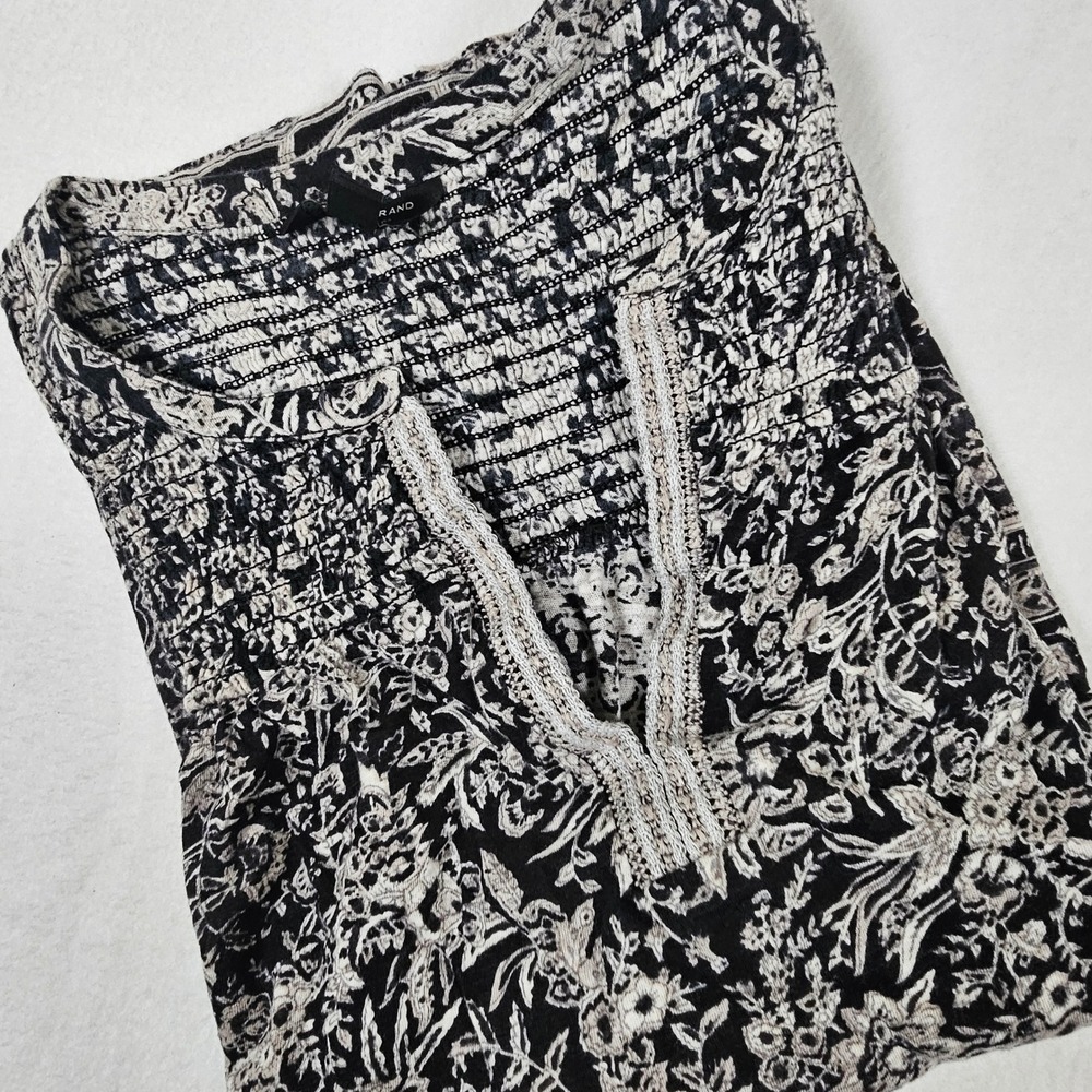 Lucky Brand Womens Black White Floral Woodblock Sleeveless Smocked Top 7W64682 L - Picture 11 of 11